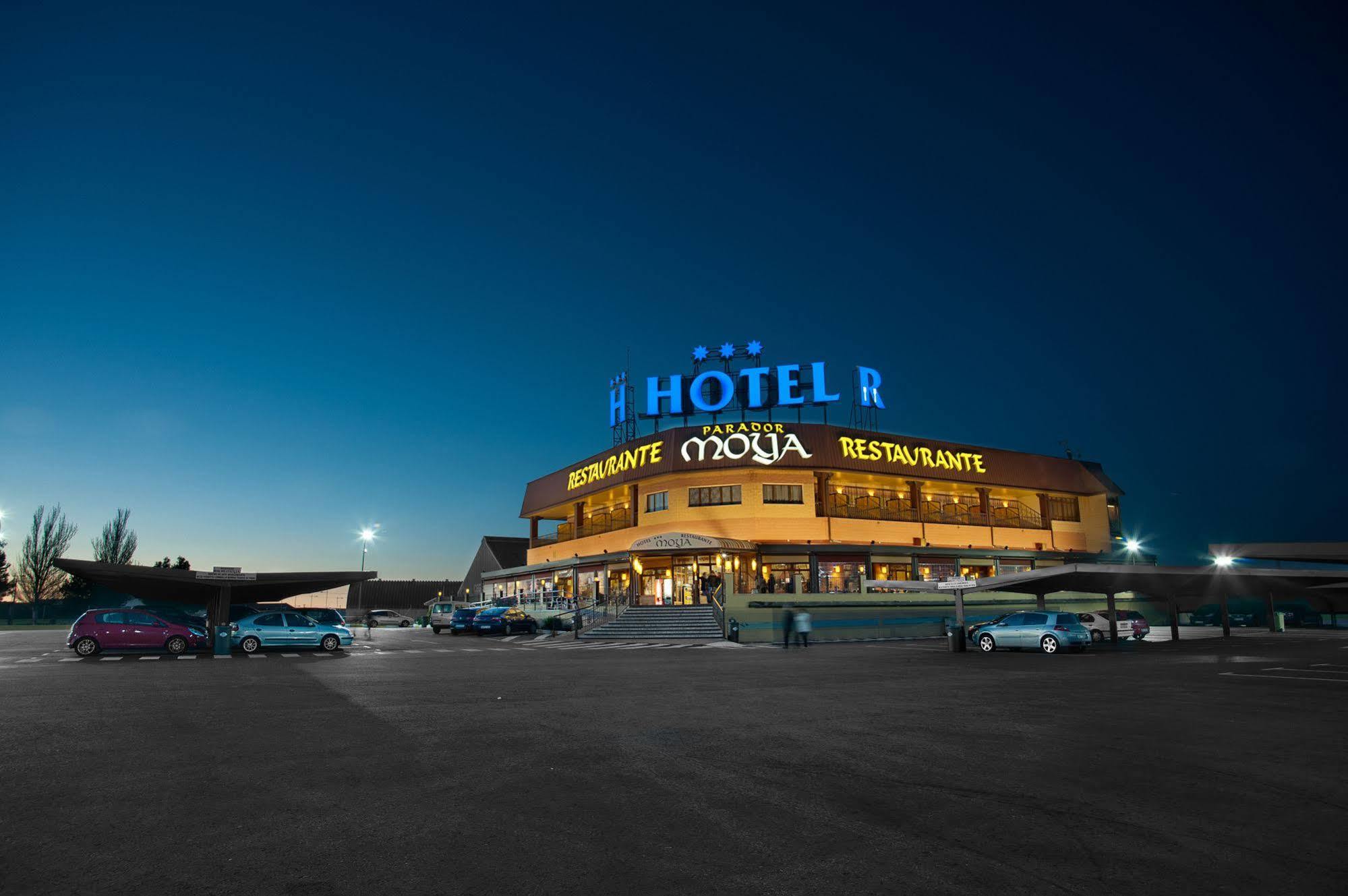 Hotel Moya Honrubia Exterior photo